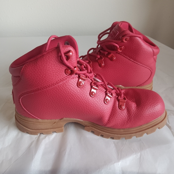 Blokecore,Fila Diviner Boots! Street Wear, Red. Men's 6.5. Women's 8. - Picture 5 of 8
